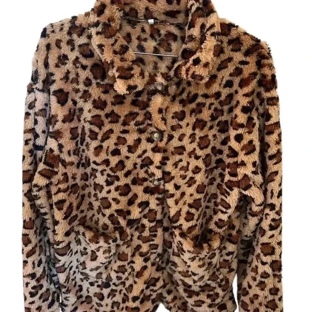 NEW 🌼 Leopard Print Long Sleeve Button Jacket - Sz M - Picture 8 of 8